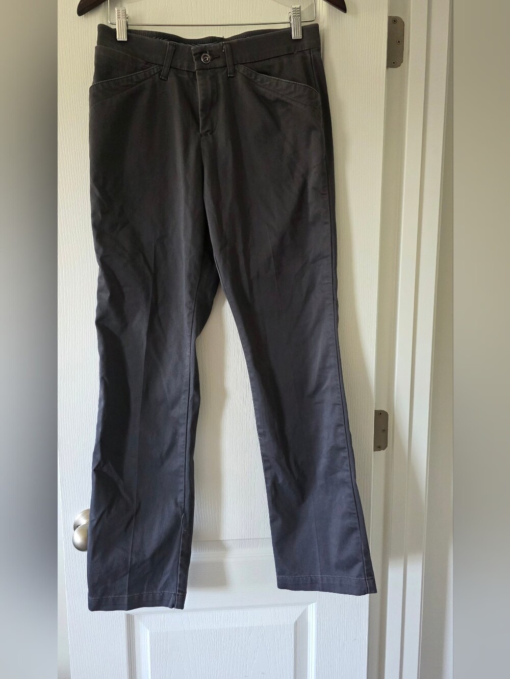 Lee Total Freedom Womens Pants Size 4M Black Stretch Straight Leg Mid Rise